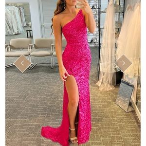 Berlinnova Fuchsia Prom Dress Size 4/6